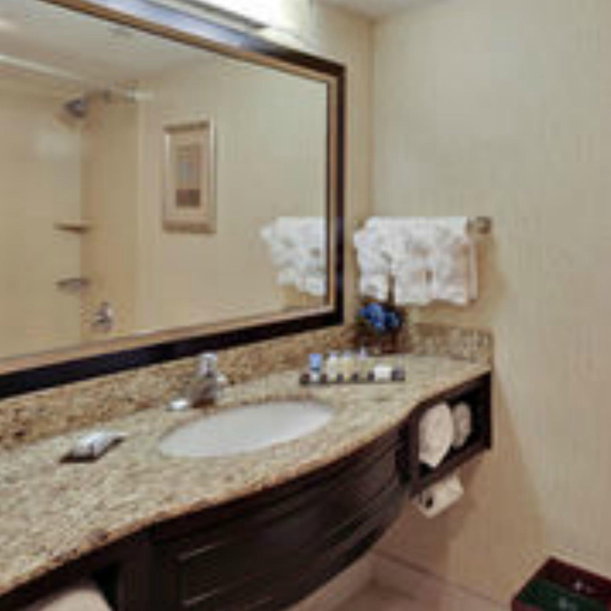 Resort Doubletree By Hilton Goa - - Baga